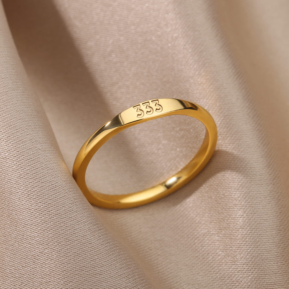 Gold-plated signet ring engraved with 333